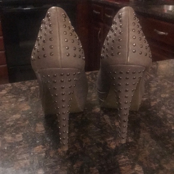 JUST FAB Stylish high heel platform shoes - Picture 3 of 8